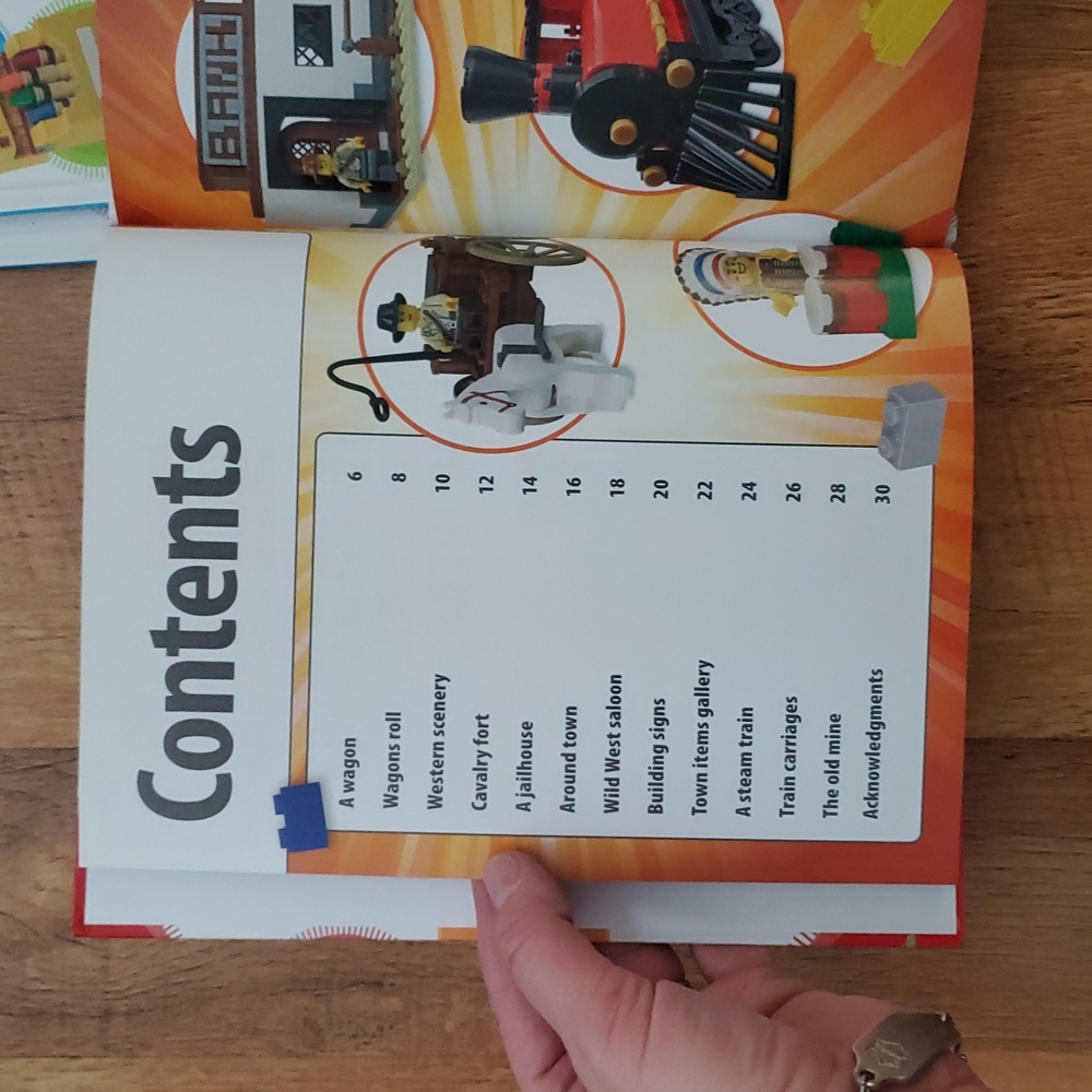 LEGO Get Inspired BUILD A ‎ Ideas Set Of 4 Books - Picture 11 of 16
